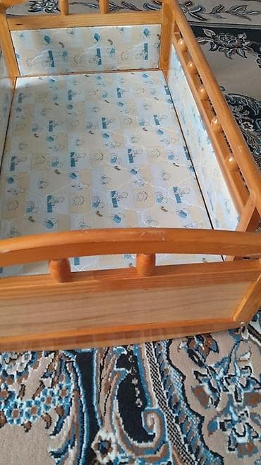 carpayı uzərində qoruyucu: Oğlan və qız üçün, İşlənmiş, Dördbucaq, Beşik, Dəst ilə, Matras ilə, Yellənmə mexanizmsiz — 2
