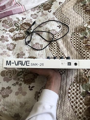 fantom x6: Midi-klaviatura — 3