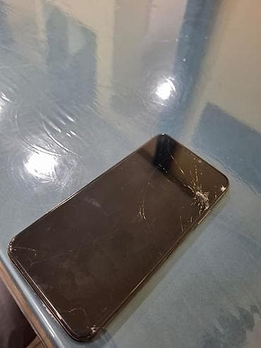 iphone 11 dubai version: IPhone 11 Pro Max, 64 GB, Space Gray — 2