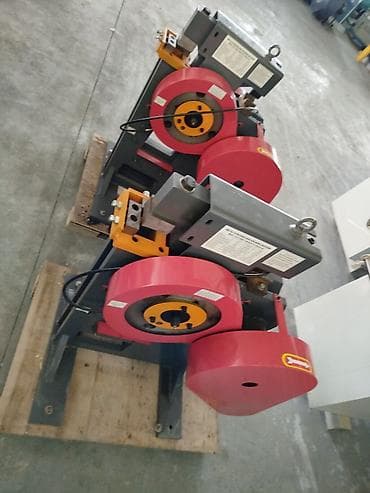 xalça dəzgahı: Metal deşmə və kəsmə dəzgahı – QA32-8 Texniki göstəricilər: - Model — 1