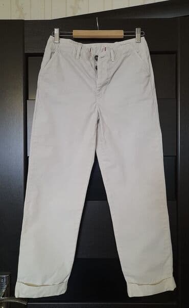 Zara chino şalvar. etiketinde 32 razmerdir ama kiçik dar model deyil