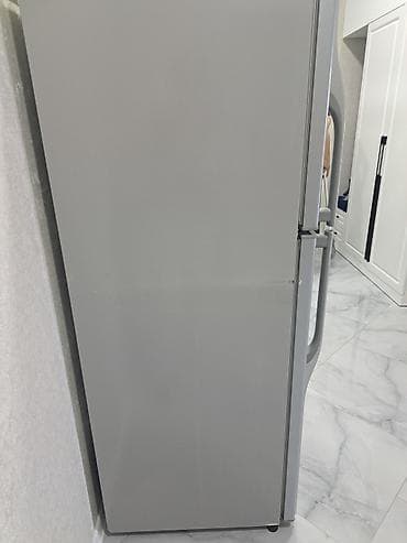 metbex soyuducu: İşlənmiş 2 qapılı Toshiba Soyuducu Satılır, rəng - Gümüşü, Təkərli — 10