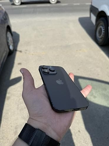 processor core i7: IPhone 14 Pro, 128 GB, Qara, Zəmanət, Simsiz şarj, Face ID — 3
