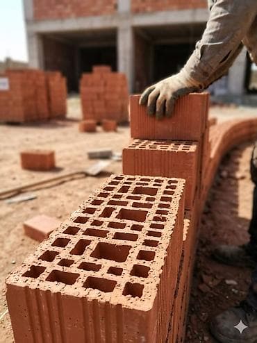 kərpic zavod: Məhsul: Keramzit dəlikli kərpic (blok) Təsvir:Yüksək Keyfiyyətli — 2