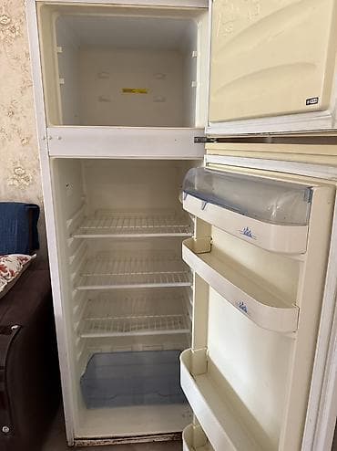 2 qapili soyuducu: İşlənmiş 2 qapılı Beko Soyuducu Satılır, rəng - Ağ — 5