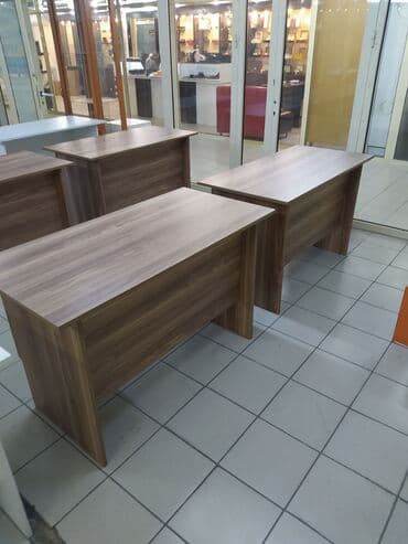 ofis masası 2. el: Yeni, İşçi üçün, Künc masa — 3