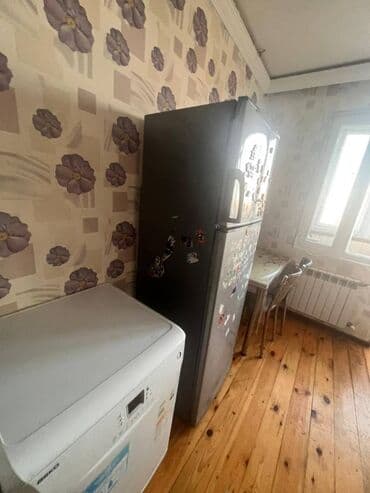 bag evleri is elanlari: Razində,Stimul hospital yaxınlığı, Sərham marketin yanında, 20/16 — 6