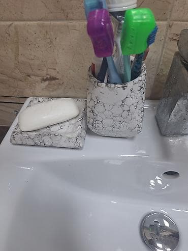tülpan buket: Moyka və güzgü. yaxşı vəziyyətdə.60 aksesurlar da 20m .hamısını — 8