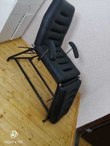 stul üzü: Kosmetoloji tibbi həkim otağı lor kosmetoloq və bir çox prosedurlar — 1