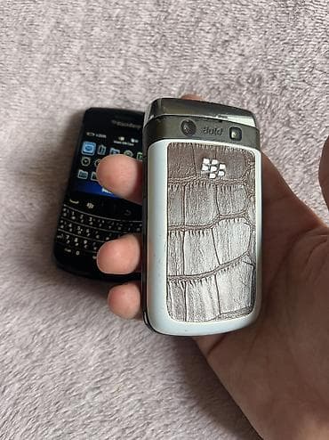 galaxy s8 tablet: Blackberry Bold 9780 — 2