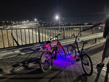 Velosiped ehtiyyat hissələri: Dağ velosipedi, müxtəlif ərazilərdə rahat sürmə imkanı təmin edən qara — 9