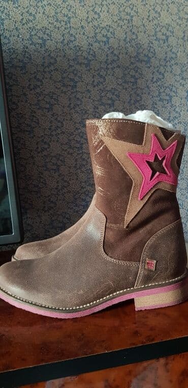 mövsümi uşaq botinkaları: Ölçü: 37, Yeni — 1