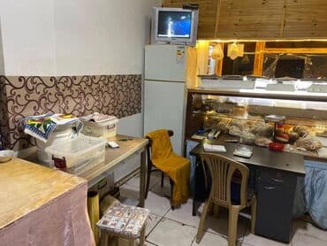 novxani restoranlar: İnşaatçılar metrosunun yaxınlığında,43 kv.m sahəsi olan, bütün — 7