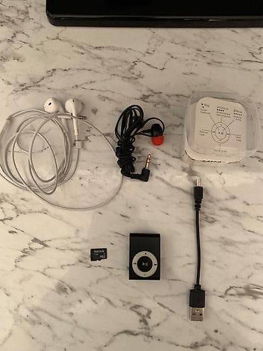 ipod classic: Mp3 player sadece 3 gun istifade olunub. Qutusu, nalusniki, adaptir — 9