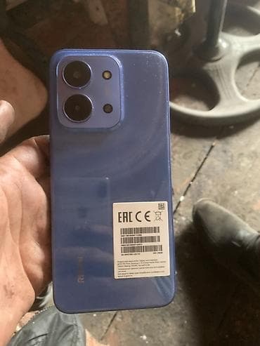 Xiaomi Redmi (mavi rəng) smartfon - Arxa dizayn: Sol yuxarı küncdə