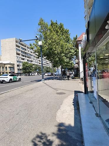 ağdaş emlak: Arenda 250 manata İnşaatçılar m. Saf Su marketlə üz üzə Aura çanta — 6