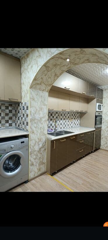 1 комнатная квартира студия: 5/5 mərtəbəli binada 5 otaqlı mənzil satılır.Super Təmirlidir. Real — 15