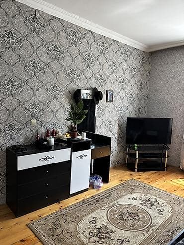 çarpaylar: Yataq otağı mebel dəsti – qara-ağ klassik dizayn Dəst tərkibi: - — 2