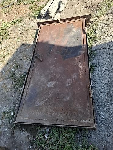 мох: Metal qapı qapağı / lyuk qapağı satılır. Qalın metaldan hazırlanmış — 1