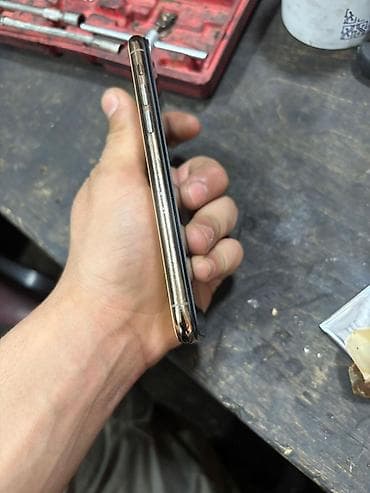ipon xs: IPhone 11 Pro, 64 GB, Qızılı, Face ID — 6