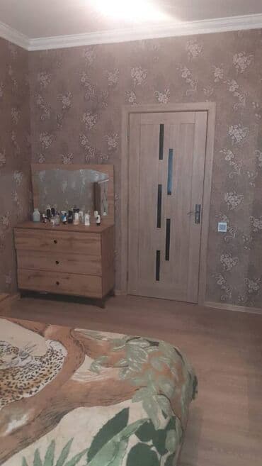 ağ şeher evler: Bakı, 3 otaqlı, Köhnə tikili, 60 kv. m — 3