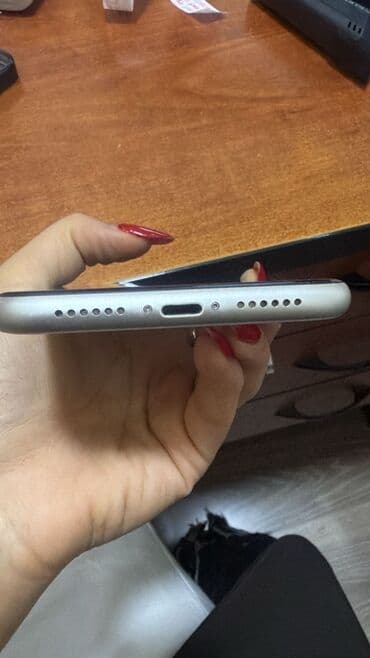 iphone 5 qiymeti: IPhone 11, 128 GB, Ağ — 3