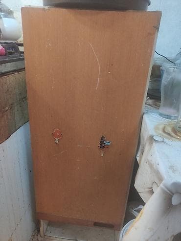 Polka 10manat stol 10 manat