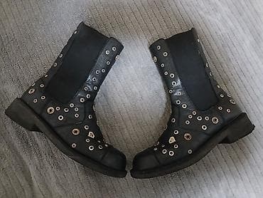 Qadın üçün qara dəri çəkmə – rok/boho üslubunda, dizayna görə fərqli