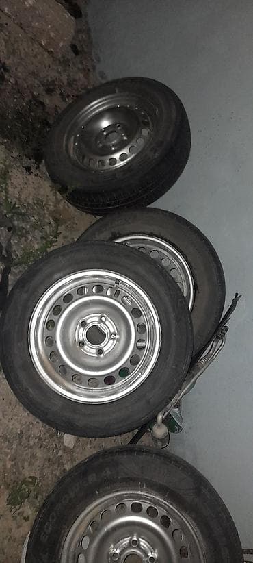 disk ve teker type 1: Disqi teker 4 denedi rezmer 195/65 R15, işlemişdi çox işdedil mib — 6