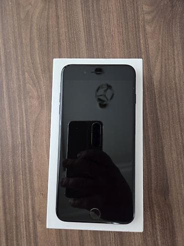 100: IPhone 7 Plus, 128 GB, Qara, Barmaq izi — 2