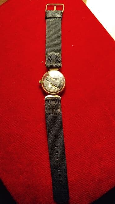 qizil onluq qiymeti: Saat işləyir — 3