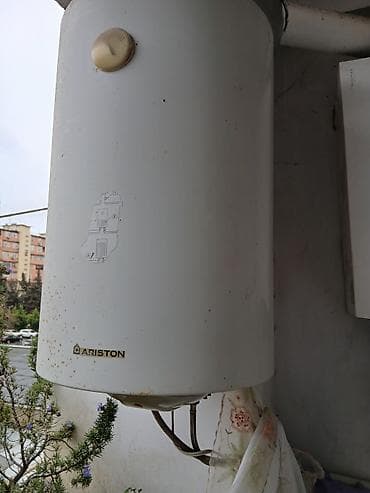 Məhsul: Su qızdırıcısı (boiler) və kombi - Ariston vertikal su