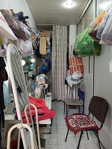 Bağ evləri: M.Elmlər Akademiyanın yani 15kv obyekt hər şəraiti var,sənədi — 8