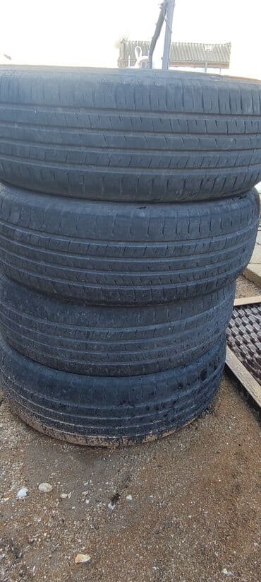 Kommersiya nəqliyyat vasitələri: İşlənmiş Şin Firemax 205 / 60 / R 16 — 3