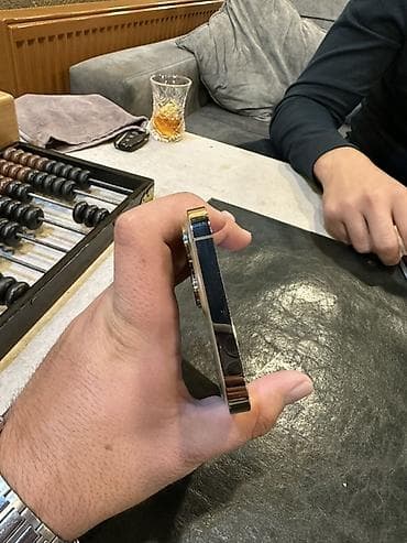 IPhone 13 Pro Max, 128 GB, Face ID — 2