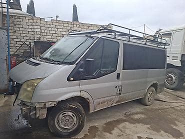 Ford Transit mikroavtobus – ehtiyat hissələri üçün - Kuzov: yanları
