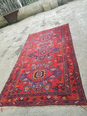 ev seyf qapilari: Xalça — 2