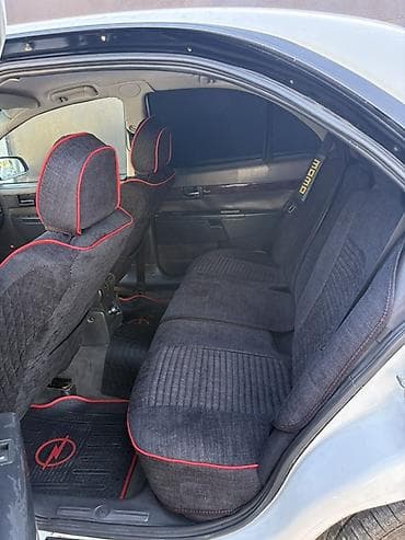 Opel Omega B sedan – 3 mator V6 mühərrik şəkildə göründüyü kimidir — 6