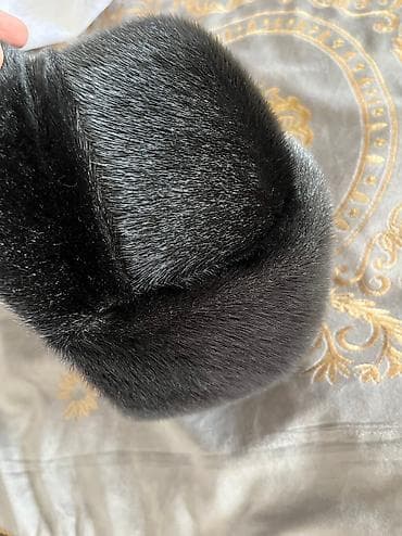 Üst geyimləri: Yenidir Rusiyadan alinib tam original norkadir — 2