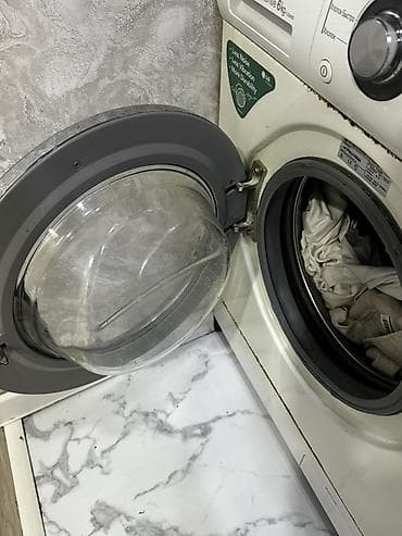 dəmir qap: LG önyükləməli paltaryuyan maşın - Model xətti: LG Inverter Direct — 4