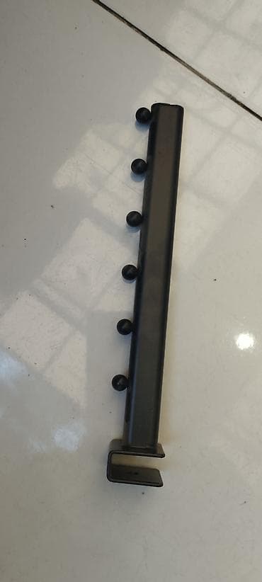 Mağaza vitrini üçün asqı qolu – 6 pəncəli, metal - Material: möhkəm