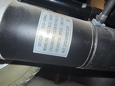 Elektrik əlil arabası- P100 model - Elektriklə işləyən model, sağ qol — 5