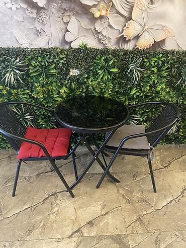 balkon masa: İşlənmiş, Yumru masa, 2 stul, Qatlanan, Stullar ilə, Metal — 1
