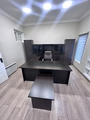 Direktor otağı üçün ofis mebel dəsti - Material: tünd rəngli — 1