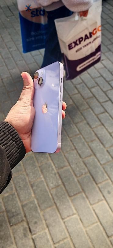 son model tv: IPhone 14, Face ID — 3