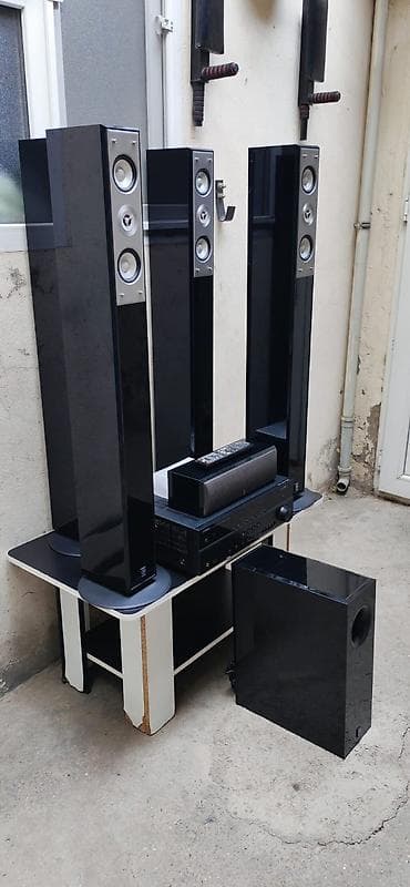 2 ci əl komputer: 5.1 ev kinoteatrı akustika dəsti + AV resiver Komplekt: - 4 ədəd — 10