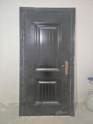Seyf qapi satilir 120 azn Olcusu eni 96 Hundurluk 2.5 Unvan Xirdalan — 1