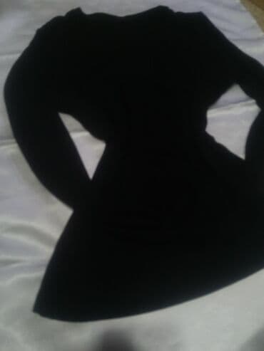 qadınlar üçün qara leqqinslər: Qara uzunqol qadın bluzası - Rəng: qara - Model: uzunqol, bədənə — 2