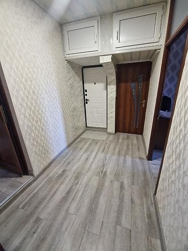 QARAÇUXURDA ÇIXARIŞLI LENİNQRAD LAYİHƏLİ QANUNİ 4 OTAQLI MƏNZİL