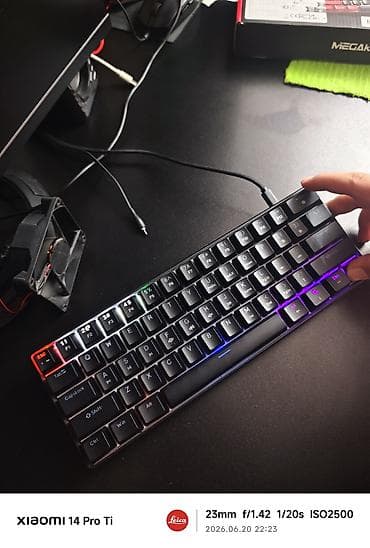Masaüstü kompüterlər və komponentlər: Klaviatura mavi switch az işlənib xoşlamadım deyə satıram - 30m 20 — 3